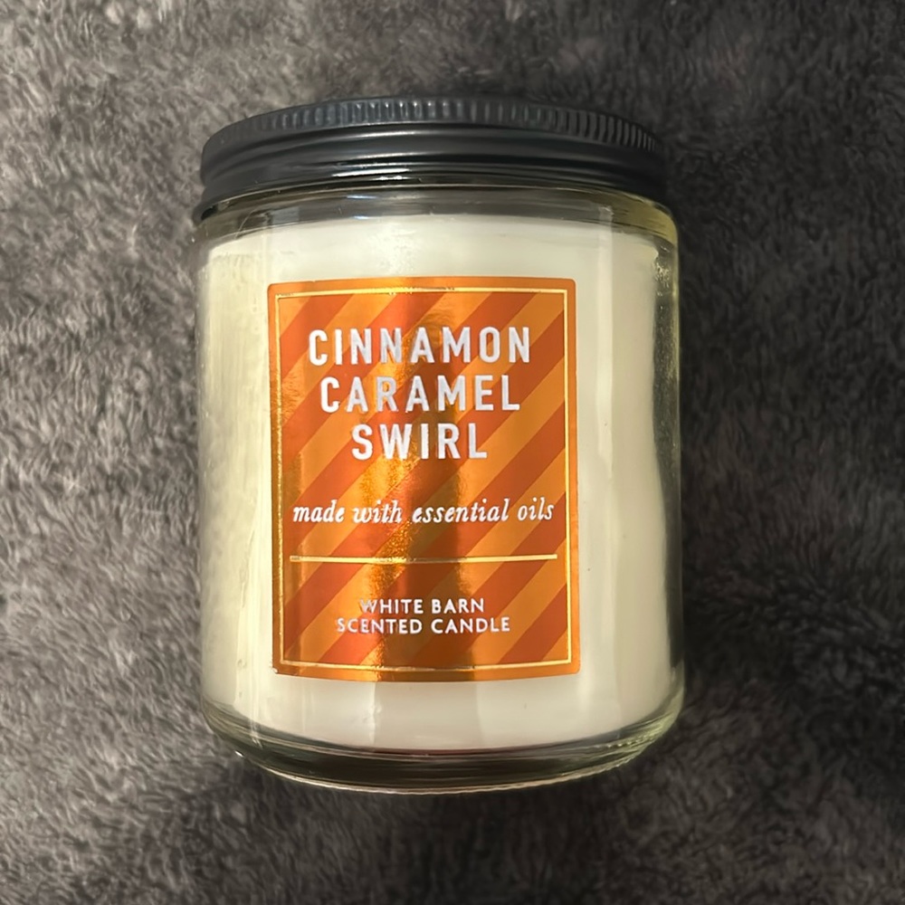 Bath and Body Works White Barn Cinnamon Caramel Swirl Scented Candle